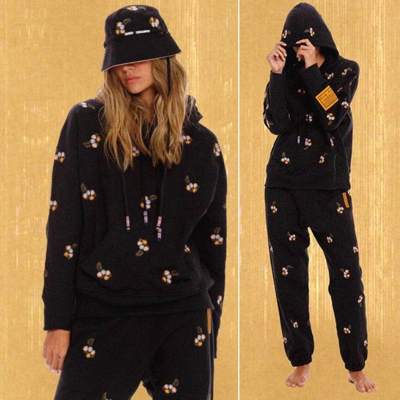AGUA BENDITA Shayna HOODIE Size S Black Embroidered Flowers Streetwear NEW - Picture 1 of 11